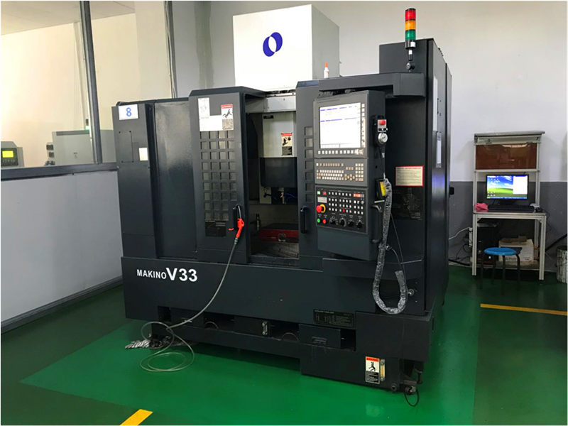 牧野V33 CNC